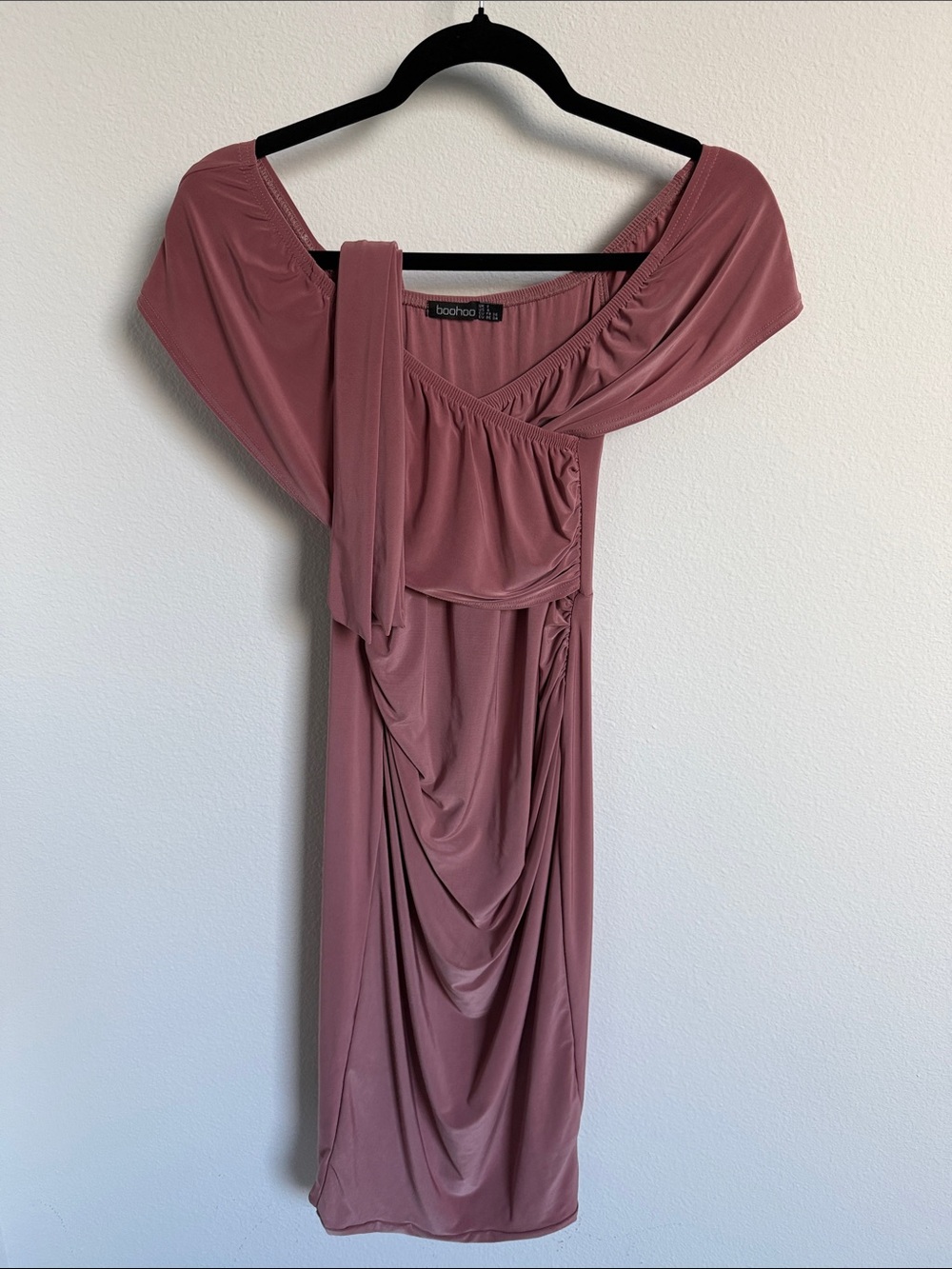 Boohoo Dusty Rose Ruched Off-Shoulder Midi Dress